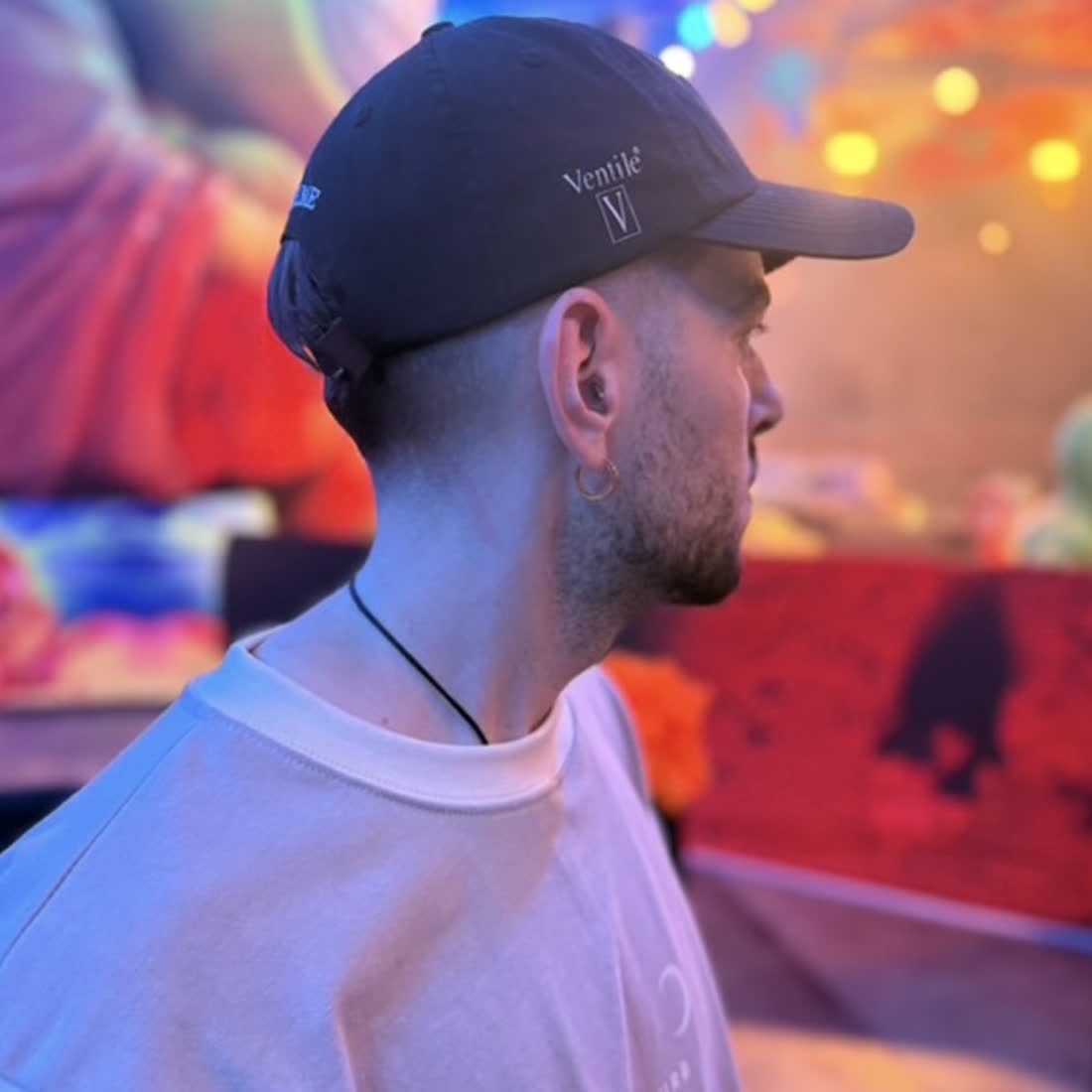 Earasers · On stage